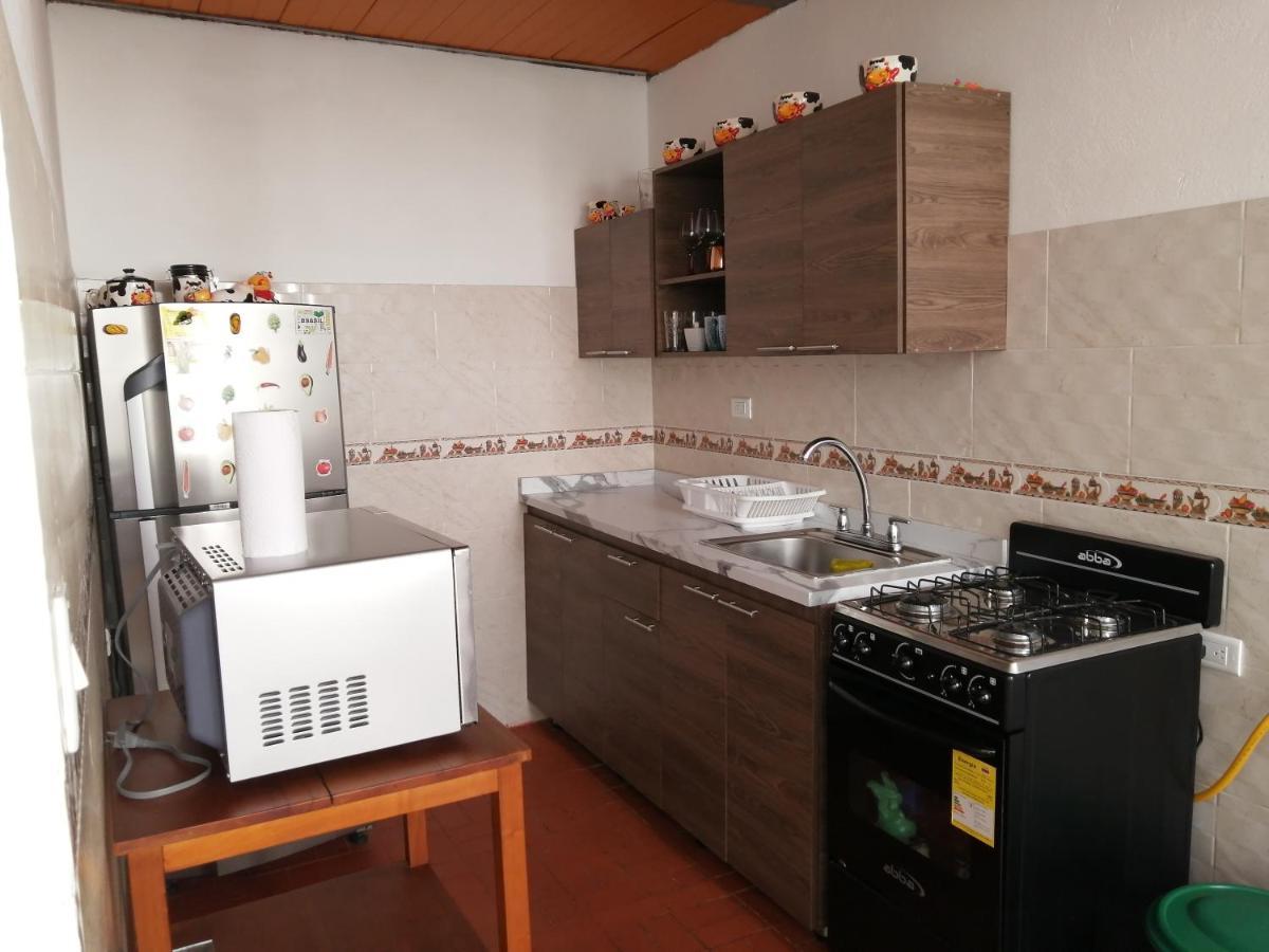 Hostal Colombian Gold ซานกิล ภายนอก รูปภาพ