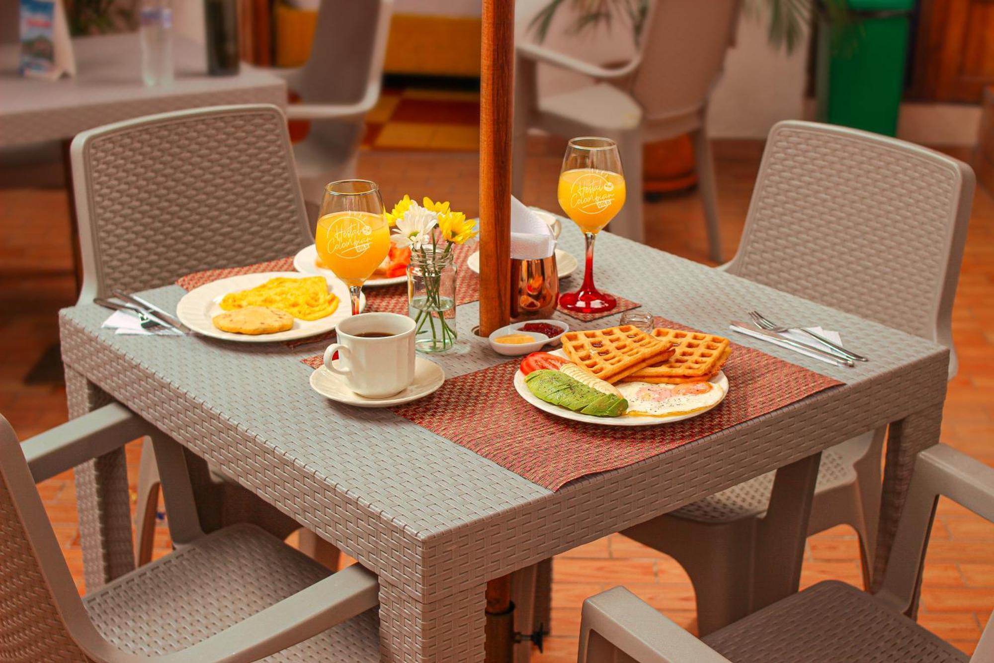 Hostal Colombian Gold ซานกิล ภายนอก รูปภาพ