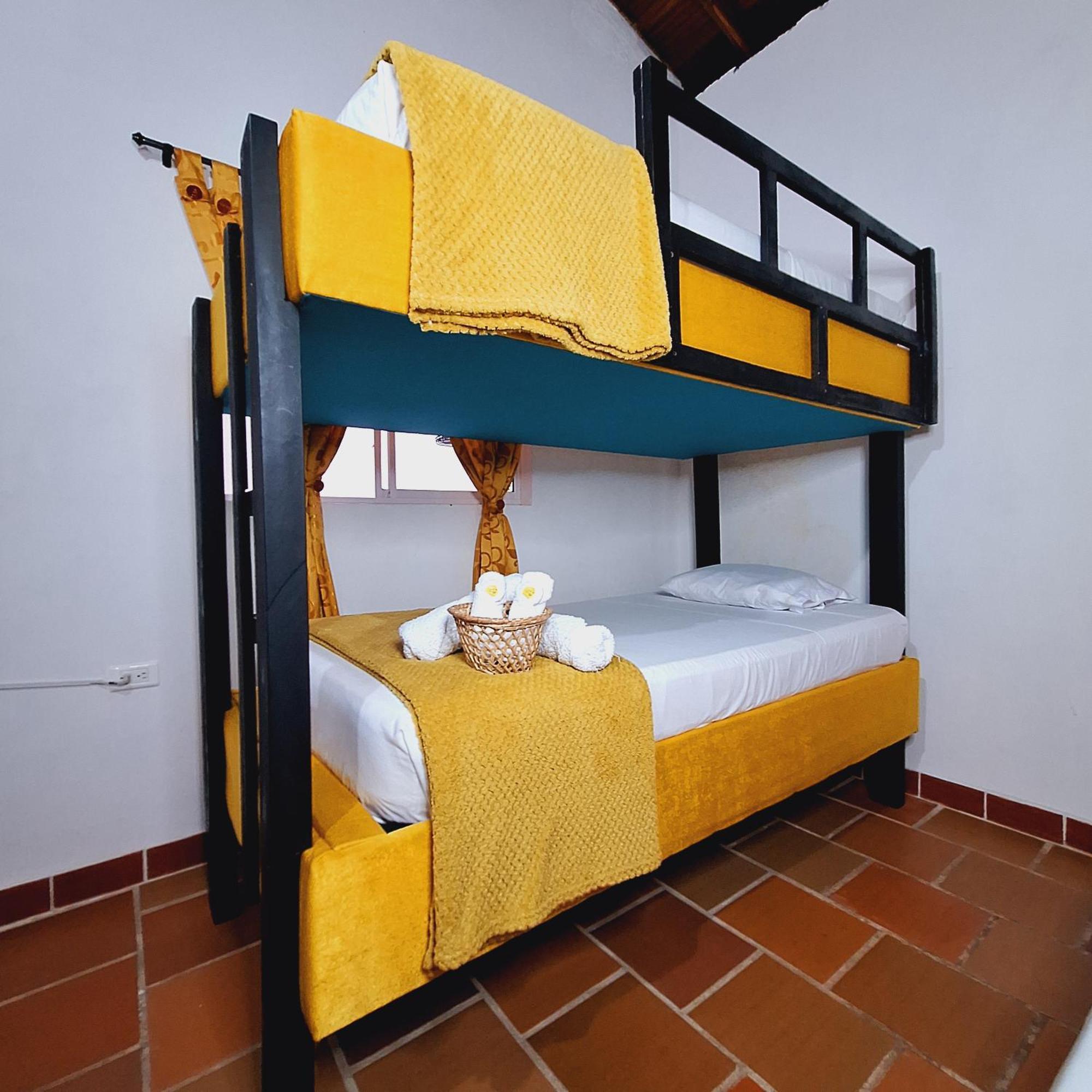 Hostal Colombian Gold ซานกิล ภายนอก รูปภาพ