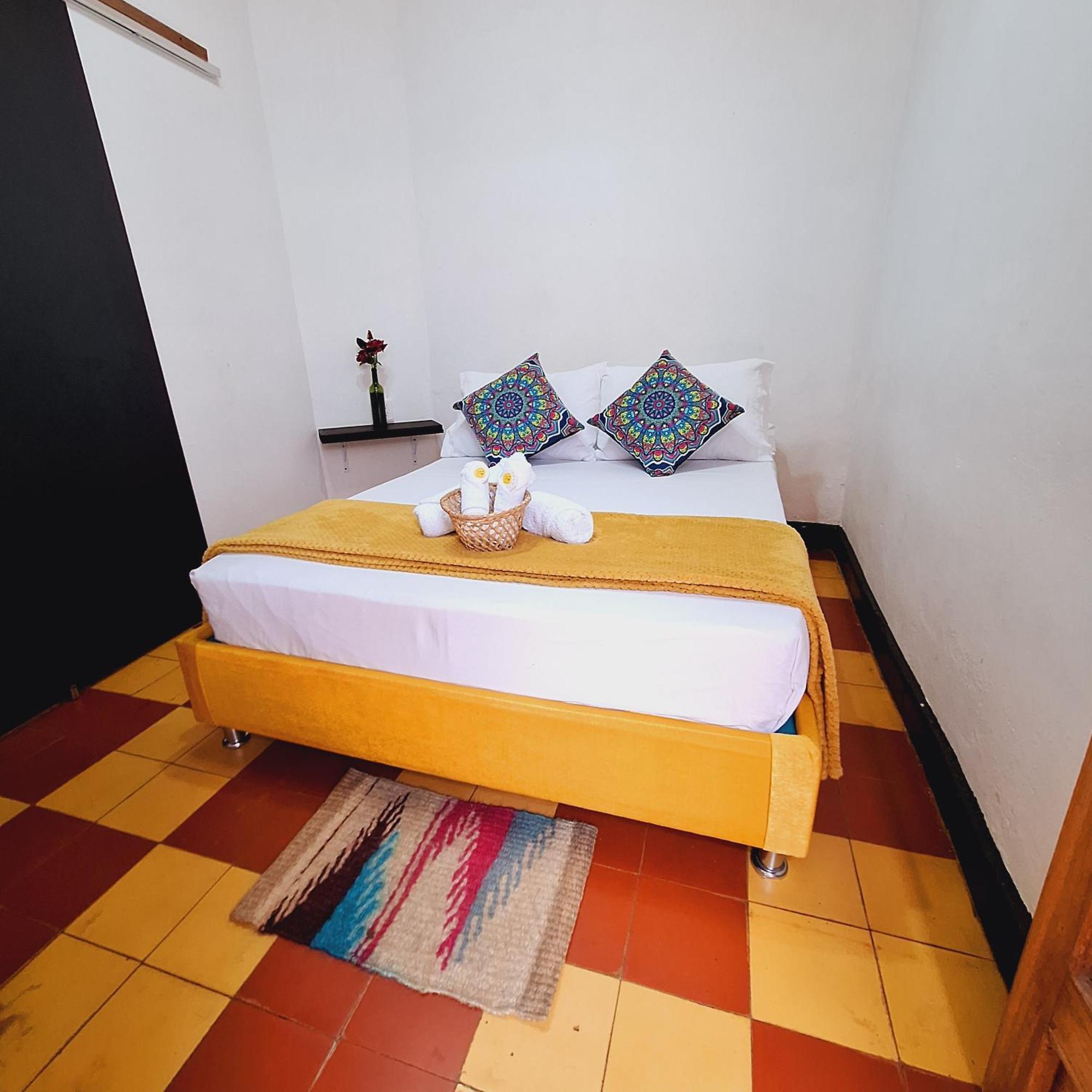 Hostal Colombian Gold ซานกิล ภายนอก รูปภาพ