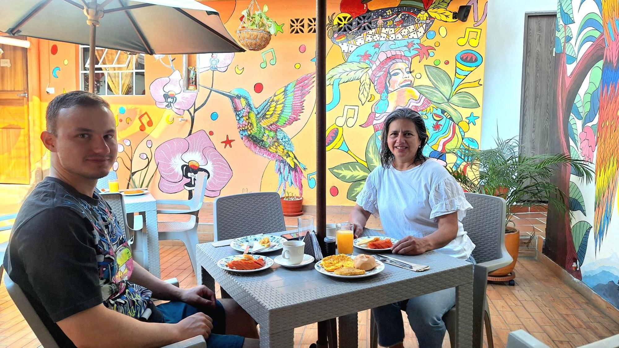 Hostal Colombian Gold ซานกิล ภายนอก รูปภาพ